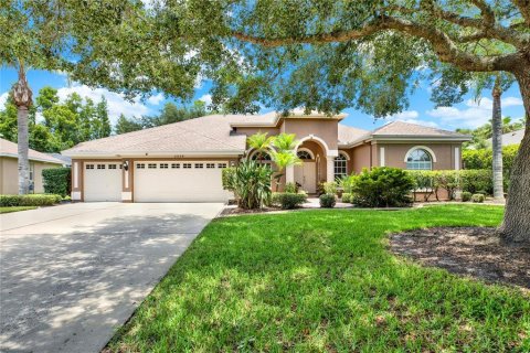 Casa en venta en Trinity, Florida, 3 dormitorios, 235.14 m2 № 1837864 - foto 1