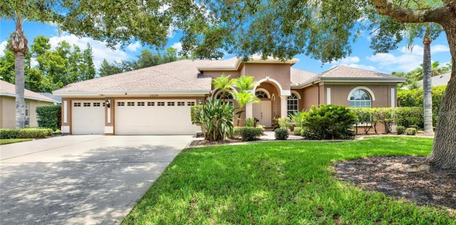 Casa en Trinity, Florida 3 dormitorios, 235.14 m2 № 1837864