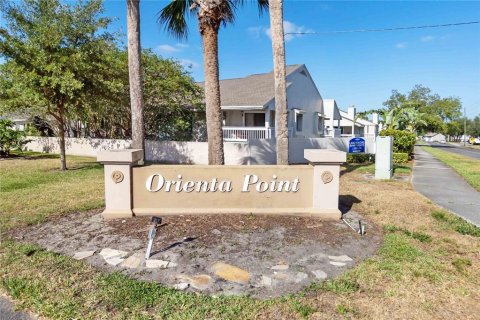 Condo in Altamonte Springs, Florida, 3 bedrooms  № 1722209 - photo 2