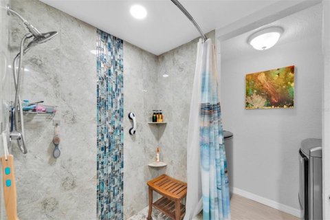Townhouse in Seminole, Florida 3 bedrooms, 170.85 sq.m. № 2100848 - photo 13