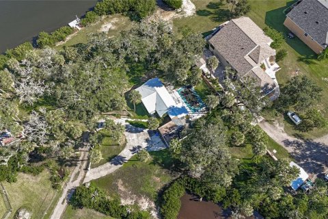 Casa en venta en Tampa, Florida, 3 dormitorios, 118.54 m2 № 2424283 - foto 28