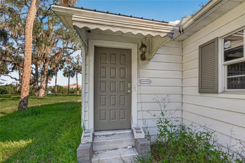 Casa en venta en Tampa, Florida, 3 dormitorios, 118.54 m2 № 2424283 - foto 3