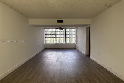 Copropriété à louer à Davie, Floride: 2 chambres, 128.67 m2 № 2042216 - photo 5