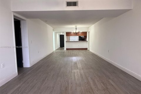 Copropriété à louer à Davie, Floride: 2 chambres, 128.67 m2 № 2042216 - photo 7