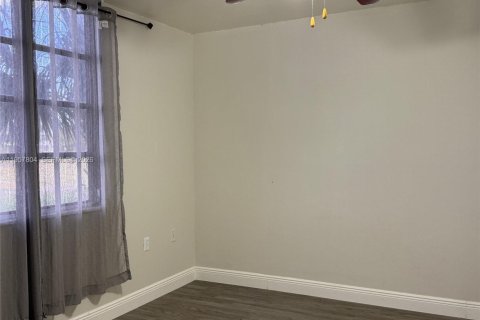 Copropriété à louer à Davie, Floride: 2 chambres, 128.67 m2 № 2042216 - photo 12