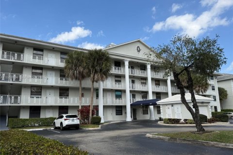 Copropriété à louer à Davie, Floride: 2 chambres, 128.67 m2 № 2042216 - photo 3