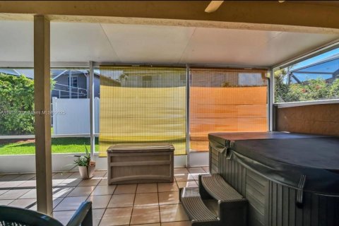 House in Boca Raton, Florida 3 bedrooms, 173.17 sq.m. № 1930627 - photo 26