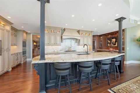 Condo in Sarasota, Florida, 4 bedrooms  № 1409656 - photo 21