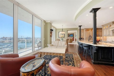 Condo in Sarasota, Florida, 4 bedrooms  № 1409656 - photo 22