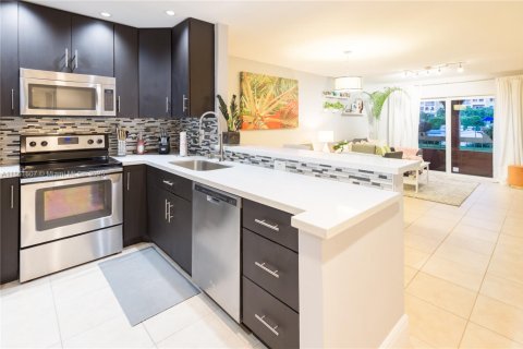 Copropriété à louer à Miami, Floride: 1 chambre, 66.15 m2 № 1892261 - photo 13