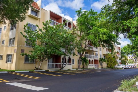 Copropriété à louer à Miami, Floride: 1 chambre, 66.15 m2 № 1892261 - photo 2