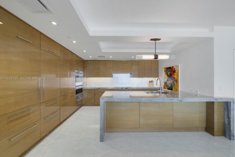 Copropriété à vendre à Miami Beach, Floride: 3 chambres, 305.09 m2 № 1982667 - photo 11