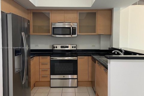 Condo in Hollywood, Florida, 2 bedrooms  № 1726833 - photo 6