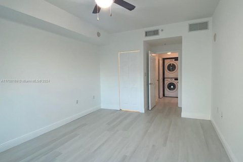 Condo in Hollywood, Florida, 2 bedrooms  № 1726833 - photo 20