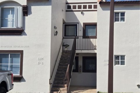 Снять в аренду кондоминиум в Майами, Флорида 3 спальни, 101.26м2, № 2033158 - фото 2