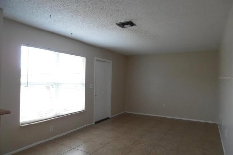 Condo in Port Charlotte, Florida, 1 bedroom  № 1843549 - photo 3