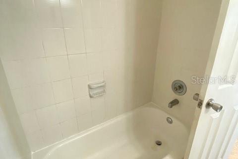 Condo in Port Charlotte, Florida, 1 bedroom  № 1843549 - photo 14