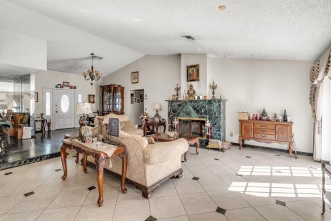 Casa en venta en Lauderhill, Florida, 5 dormitorios, 248.05 m2 № 2426773 - foto 30