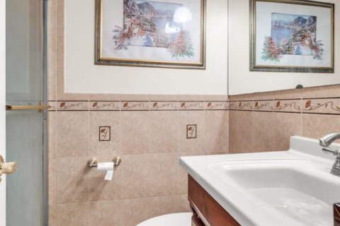 Casa en venta en Lauderhill, Florida, 5 dormitorios, 248.05 m2 № 2426773 - foto 21