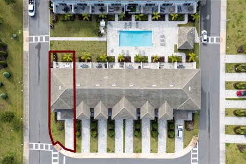 Townhouse in Four Corners, Florida 3 bedrooms, 154.12 sq.m. № 2214761 - photo 8