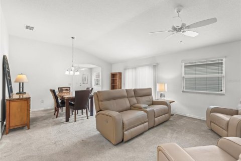 Casa en venta en The Villages, Florida, 2 dormitorios, 116.87 m2 № 1784825 - foto 10