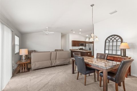 Casa en venta en The Villages, Florida, 2 dormitorios, 116.87 m2 № 1784825 - foto 7