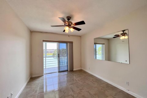 Copropriété à vendre à West Palm Beach, Floride: 2 chambres, 74.14 m2 № 2175514 - photo 9