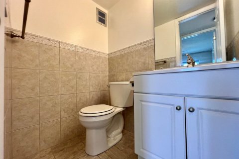 Copropriété à vendre à West Palm Beach, Floride: 2 chambres, 74.14 m2 № 2175514 - photo 13
