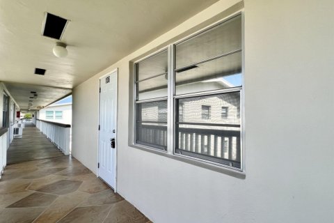 Copropriété à vendre à West Palm Beach, Floride: 2 chambres, 74.14 m2 № 2175514 - photo 18