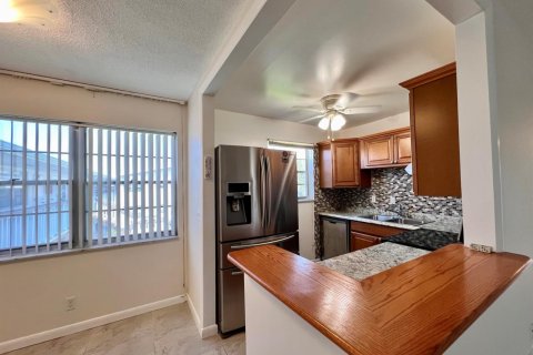 Copropriété à vendre à West Palm Beach, Floride: 2 chambres, 74.14 m2 № 2175514 - photo 27