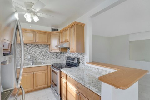 Copropriété à vendre à West Palm Beach, Floride: 2 chambres, 74.14 m2 № 2175514 - photo 4