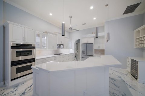 House in Lakewood Ranch, Florida 4 bedrooms, 318.75 sq.m. № 2101226 - photo 20