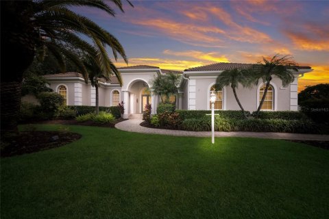 Casa en Lakewood Ranch, Florida 4 dormitorios, 318.75 m2 № 2101226