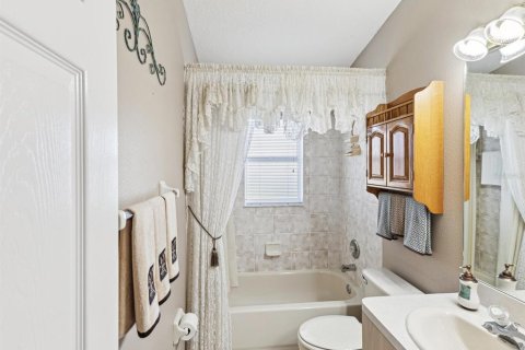 Casa en venta en New Port Richey, Florida, 2 dormitorios, 123.84 m2 № 1616123 - foto 23