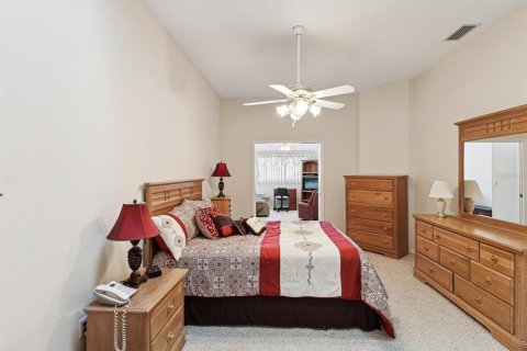 Casa en venta en New Port Richey, Florida, 2 dormitorios, 123.84 m2 № 1616123 - foto 5