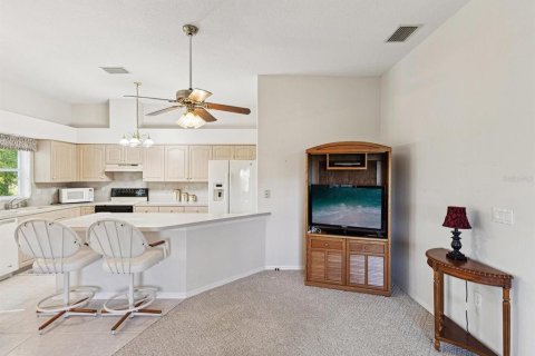 Casa en venta en New Port Richey, Florida, 2 dormitorios, 123.84 m2 № 1616123 - foto 10