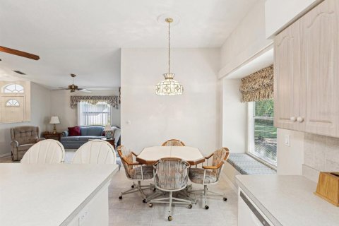 Casa en venta en New Port Richey, Florida, 2 dormitorios, 123.84 m2 № 1616123 - foto 13