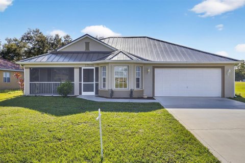 House in Punta Gorda, Florida 2 bedrooms, 122.72 sq.m. № 1918972 - photo 1