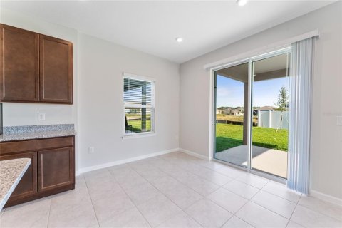 Casa en alquiler en Davenport, Florida, 5 dormitorios, 222.59 m2 № 1826785 - foto 12