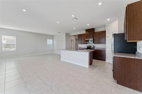 Casa en alquiler en Davenport, Florida, 5 dormitorios, 222.59 m2 № 1826785 - foto 11