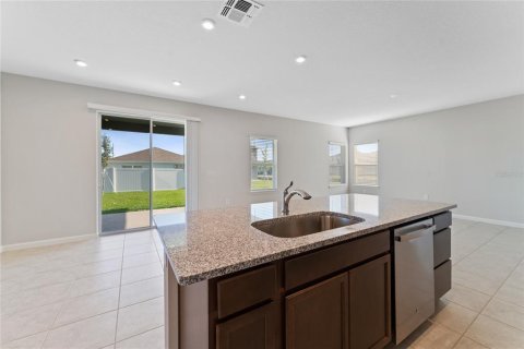 Casa en alquiler en Davenport, Florida, 5 dormitorios, 222.59 m2 № 1826785 - foto 10