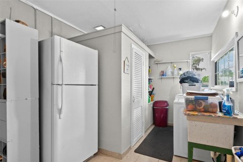 Купить виллу или дом в Инвернесс, Флорида 6 комнат, 94.2м2, № 1902311 - фото 10