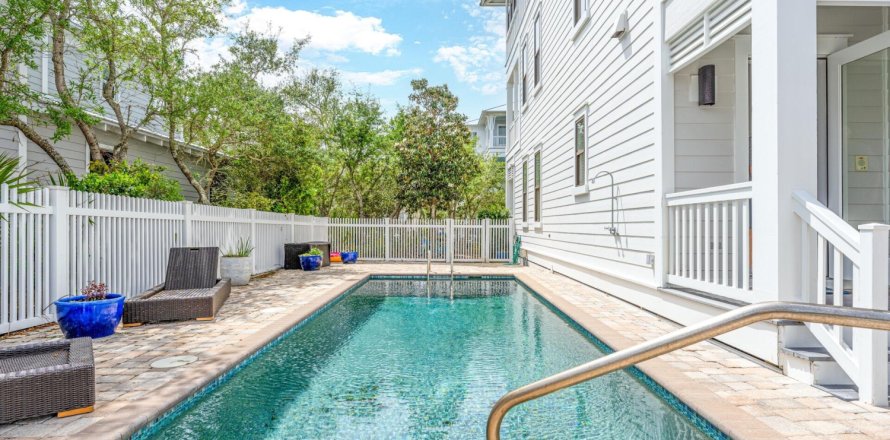 House in Santa Rosa Beach, Florida 4 bedrooms, 357.12 sq.m. № 560025