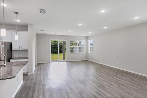 Casa en venta en Bradenton, Florida, 4 dormitorios, 217.39 m2 № 1918553 - foto 13