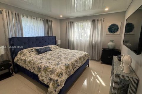 Villa ou maison à louer à Oakland Park, Floride: 3 chambres, 160.26 m2 № 2027763 - photo 9