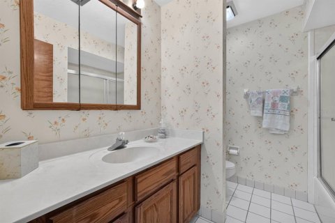 Townhouse in New Smyrna Beach, Florida 2 bedrooms, 158.49 sq.m. № 2156042 - photo 30