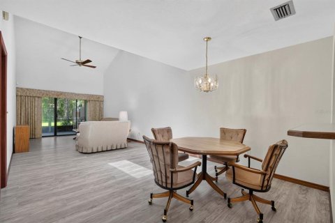 Townhouse in New Smyrna Beach, Florida 2 bedrooms, 158.49 sq.m. № 2156042 - photo 7