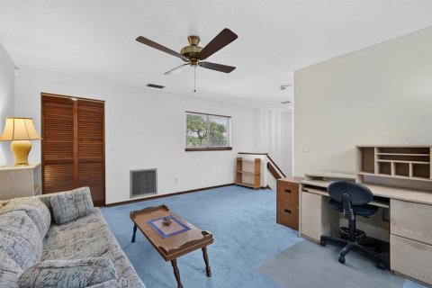 Townhouse in New Smyrna Beach, Florida 2 bedrooms, 158.49 sq.m. № 2156042 - photo 18