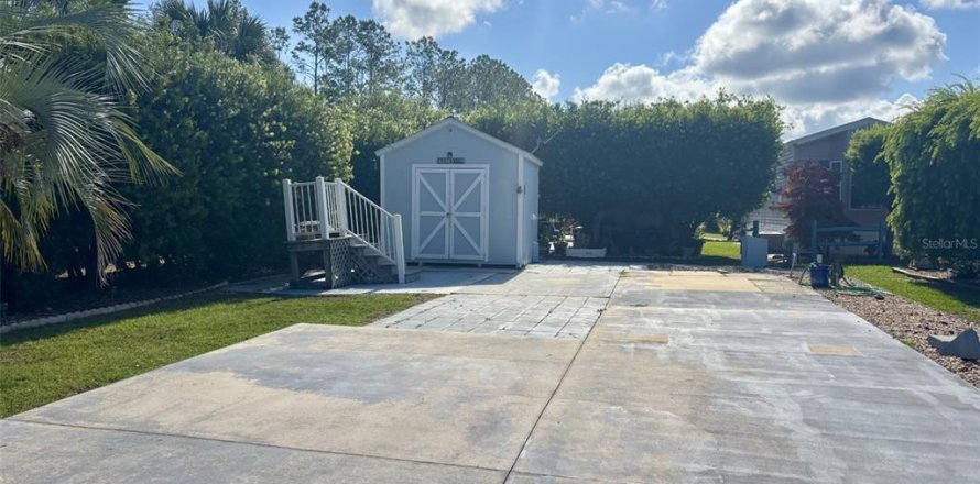 Land in Silver Springs Shores, Florida № 2111055