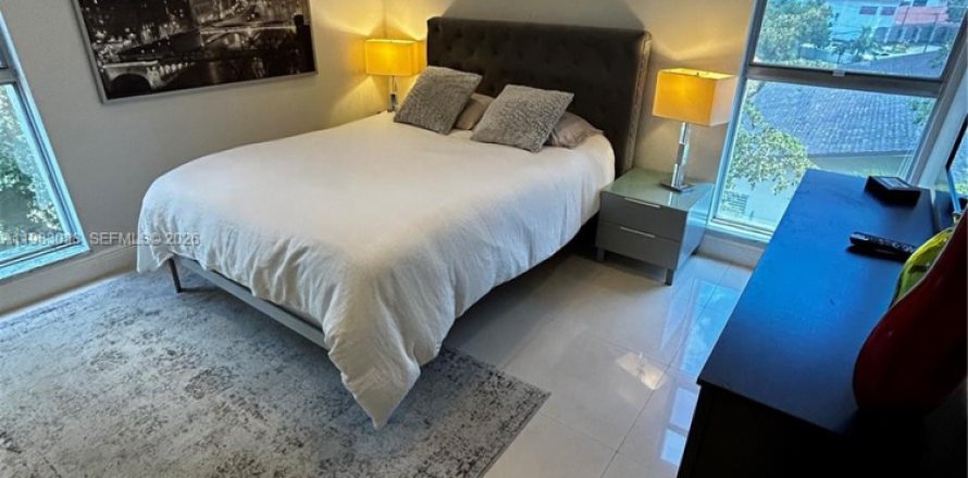 Кондоминиум с 2 спальнями в Санни-Айлс-Бич, Флорида № 2049419